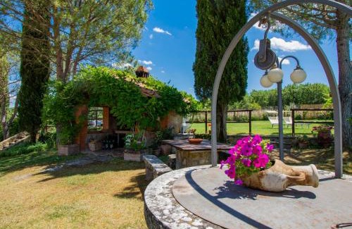 Bucine House | Holiday Home Cedri Alti-4 by Interhome