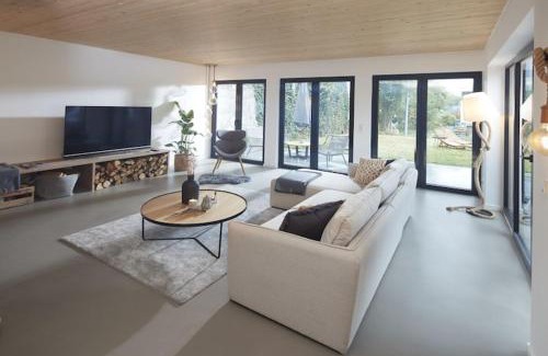 Mayen Apartment | Holiday home Chalet 48