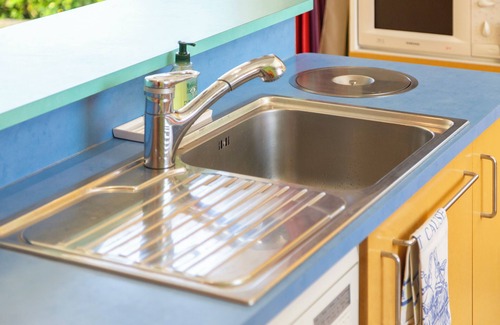 Loctudy House | Holiday Home 'Coin De Paradis Face À L'océan' with Sea View, Terrace and Wi-Fi