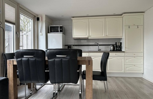 Stavenisse House | Holiday home "Cottage" with wallbox