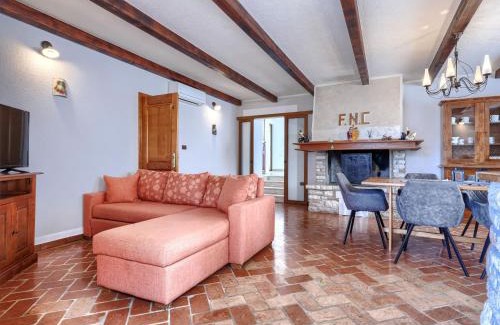 Nova Vas House | Holiday Home Darija by Interhome