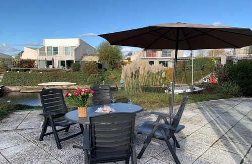 Kortgene House | Holiday home directly on the Veerse Meer