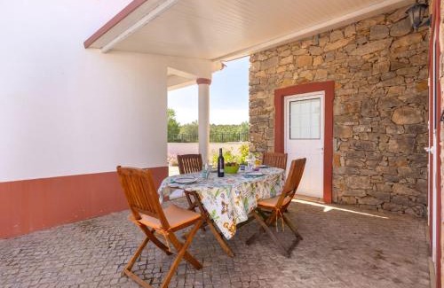 Murta House | Holiday Home Do Castelo by Interhome