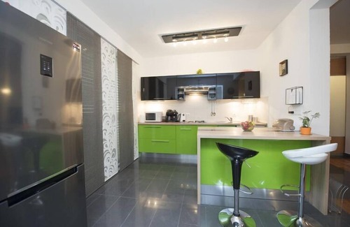 Klis House | Holiday Home Elijah Creek - One Bedroom Home with Pool