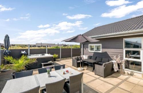 Bjerregaard House | Holiday Home Ennie - from the sea by Interhome
