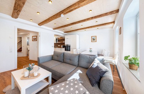 Nikolaivorstadt House | Holiday Home 'Feriehaus1856de with Sauna' with Shared Garden and Wi-Fi