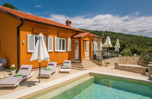 Miholascica House | Holiday home for 8 guests with 130m² in Miholaš?ica (71234)