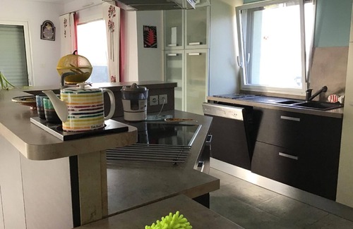 Plougastel-Daoulas House | Holiday home "Kermajo" near the beach