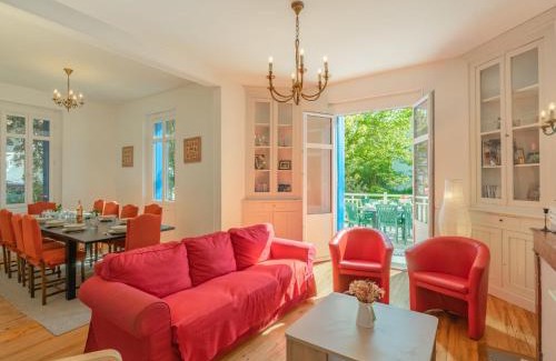 Saint-Palais-sur-Mer House | Holiday Home Jeanne d'Arc-1 by Interhome