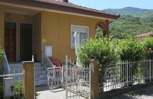 Rossi House | Holiday Home Gialla by Interhome