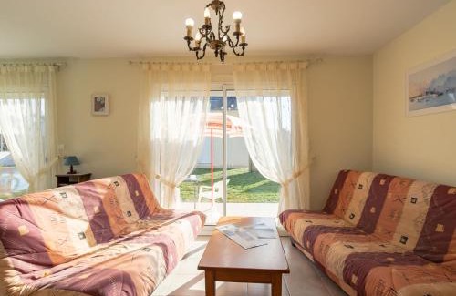 Le Pouldu House | Holiday Home Hortensias by Interhome