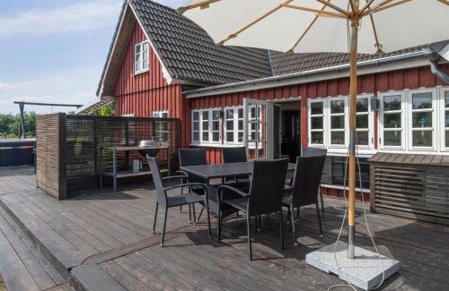Pedersker House | Holiday Home Ieva - 3-9km from the sea by Interhome