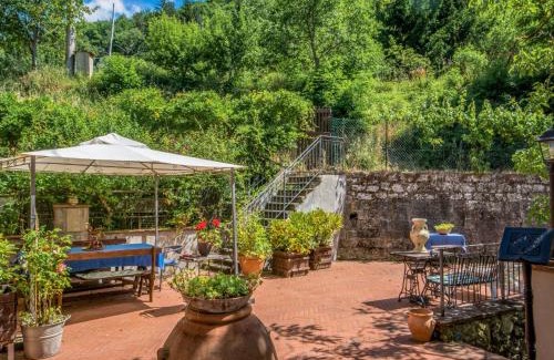 Loro Ciuffenna House | Holiday Home Il Mulinaccio by Interhome