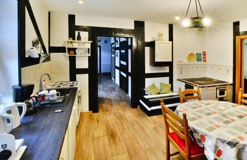 gmina Polanow Villa | Holiday Home in Forest near Łazy Beach