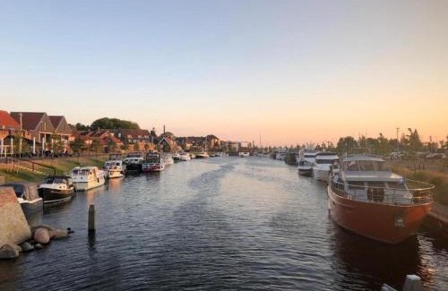 Municipality of Harderwijk Ski Chalet | Holiday Home in Harderwijk near Veluwemeer