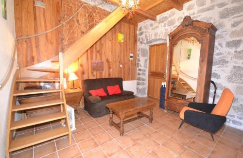 Lanas House | Holiday Home in Lanas near Ardèche Gorges, cleaning included