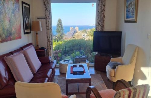 Saint-Quay-Perros House | Holiday Home in Perros-Guirec near Beaches