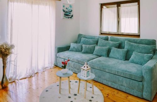 Perusic House | Holiday Home IV-AN by Interhome