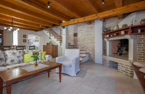 Cabrunici House | Holiday Home Ivanka by Interhome