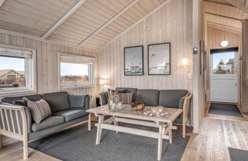 Lokken House | Holiday Home Kiran - 200m from the sea by Interhome