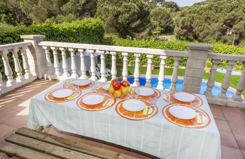Lloret Blau House | Holiday Home La Barca by Interhome