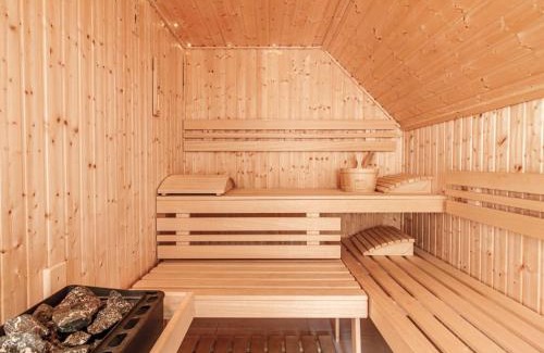 Lojzova Paseka House | Holiday Home Lakeside Village 13 - - sauna by Interhome