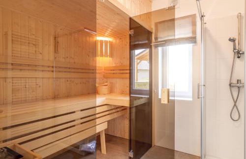 Lojzova Paseka House | Holiday Home Lakeside Village 22 - - sauna by Interhome