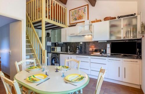 La Motte House | Holiday Home Le Clos d'Azur 1 by Interhome