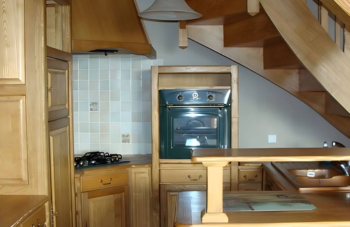 Rentieres House | Holiday Home 'Le Panorama' with Mountain View, Shared Terrace and Wi-Fi