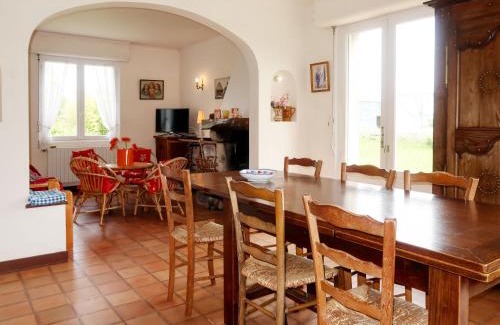 Plomeur House | Holiday Home Les Genêts by Interhome