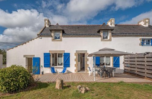 Saint-Philibert House | Holiday Home Les palmiers by Interhome