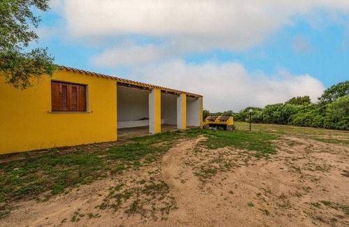 Aglientu House | Holiday Home 'Lu Stazzu Di Tarraolta 6' with Sea View, Private Terrace and Shared Garden