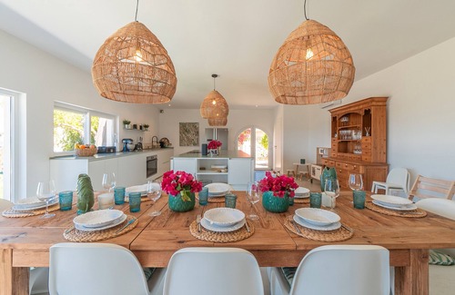 Ariany House | Holiday Home 'Luxury Finca Es Moli Pool Tennis' with Mountain View, Wi-Fi and Air Conditioning