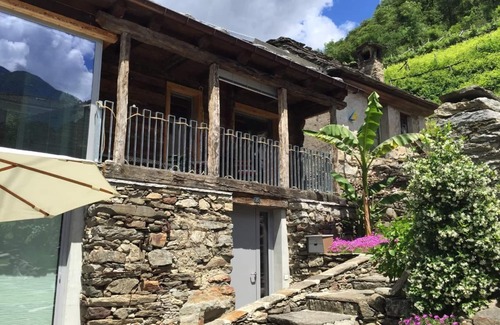 Malvaglia-dagro House | Holiday home "Malvaglia" with mountain and valley views