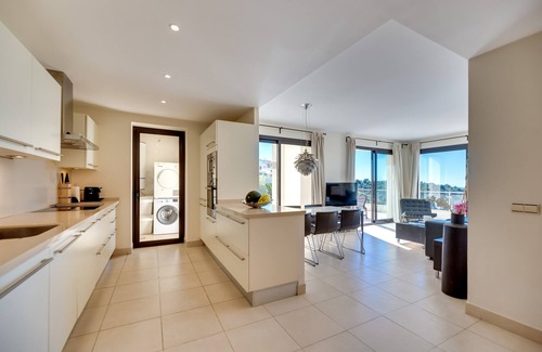 Marbella House | Holiday Home "Marbella Luxury Penthouse" with 3 Pools, Garden & Wi-Fi