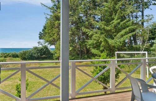 Faarevejle House | Holiday Home Marius - 30m from the sea by Interhome