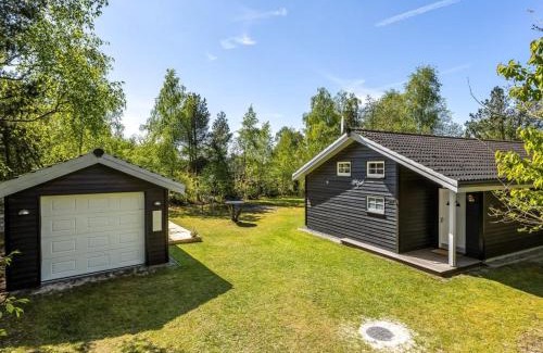 Bøtø By House | Holiday Home Marlena - 1-1km from the sea by Interhome