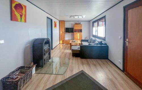 Oberelbert House | Holiday Home Oberelbert With A Patio 05