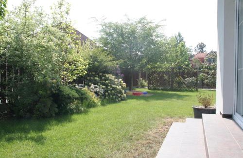 Pruhonice House | Holiday Home Prague Pruhonice
