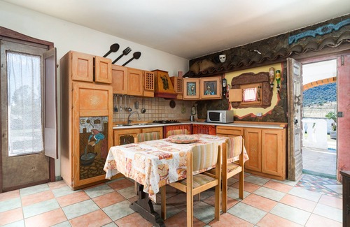 Posada House | Holiday Home "Sa Burrida" with Garden, Covered Terrace & Fireplace