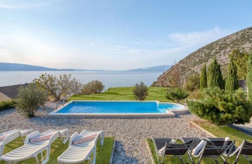 Vratarusa House | Holiday Home Senj by Interhome