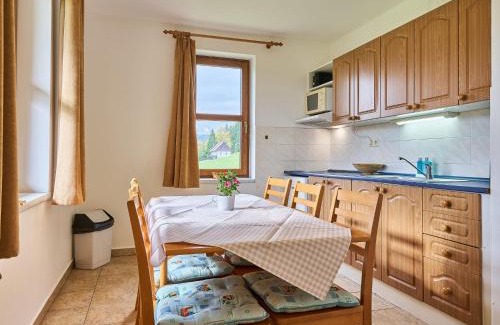 Starkov House | Holiday Home Stárkov by Interhome
