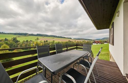 Starkov House | Holiday Home Stárkov by Interhome