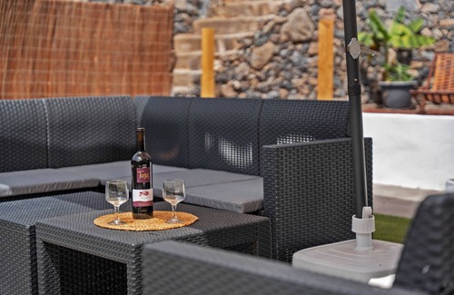 Hermigua House | Holiday Home 'Tierra Mojada' with Mountain View, Private Terrace and Balcony