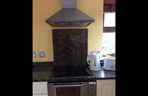 Castlecove House | Holiday Home tucked away overlooking the Kerry Way and minutes drive from beachs