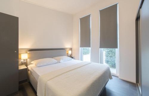 Wemeldinge House | Holiday Home Vakantiehuis Ruisweg 91 by Interhome