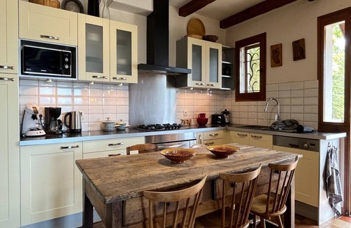 Saint-Sauveur House | Holiday Home with sauna, Saint-Sauveur