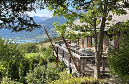 Saint-Sauveur House | Holiday Home with sauna, Saint-Sauveur