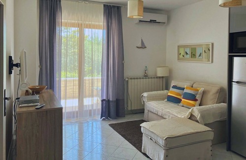 Valbandon House | Holiday home with 2 apartments in Fažana-Valbandon