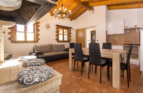 Rovinj House | Holiday home with a/c